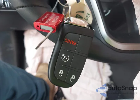 2025 Jeep Compass Limited 4X4 z USA, uszkodzony, nr VIN 3C4NJDCN6ST551962